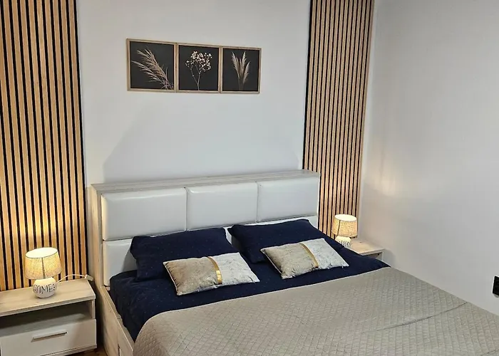 Апартаменти Astoria *